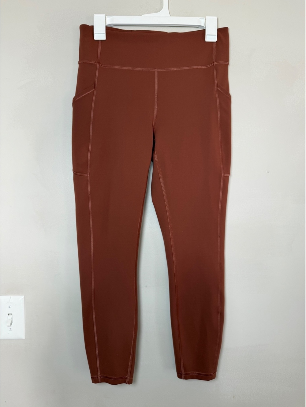 Lululemon Invigorate High-Rise Tight 25" Leggings; Terracotta. Size 10